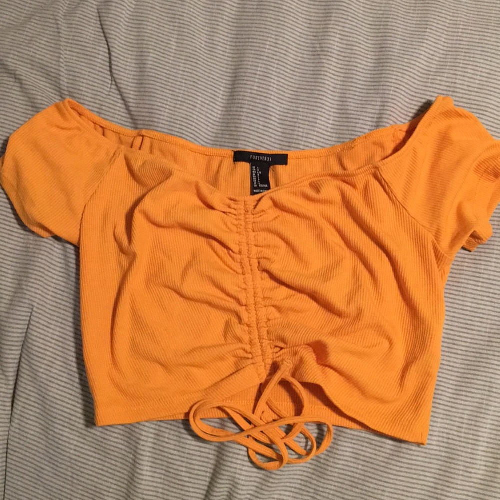 Off shoulder crop top